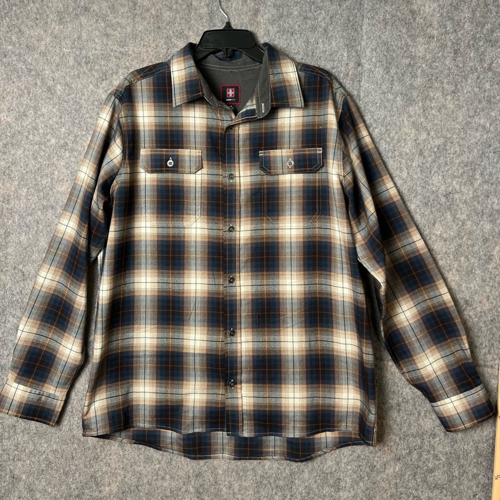 Swiss Tech Men's Large‎ Plaid Long Sleeve Button-Down Shirt